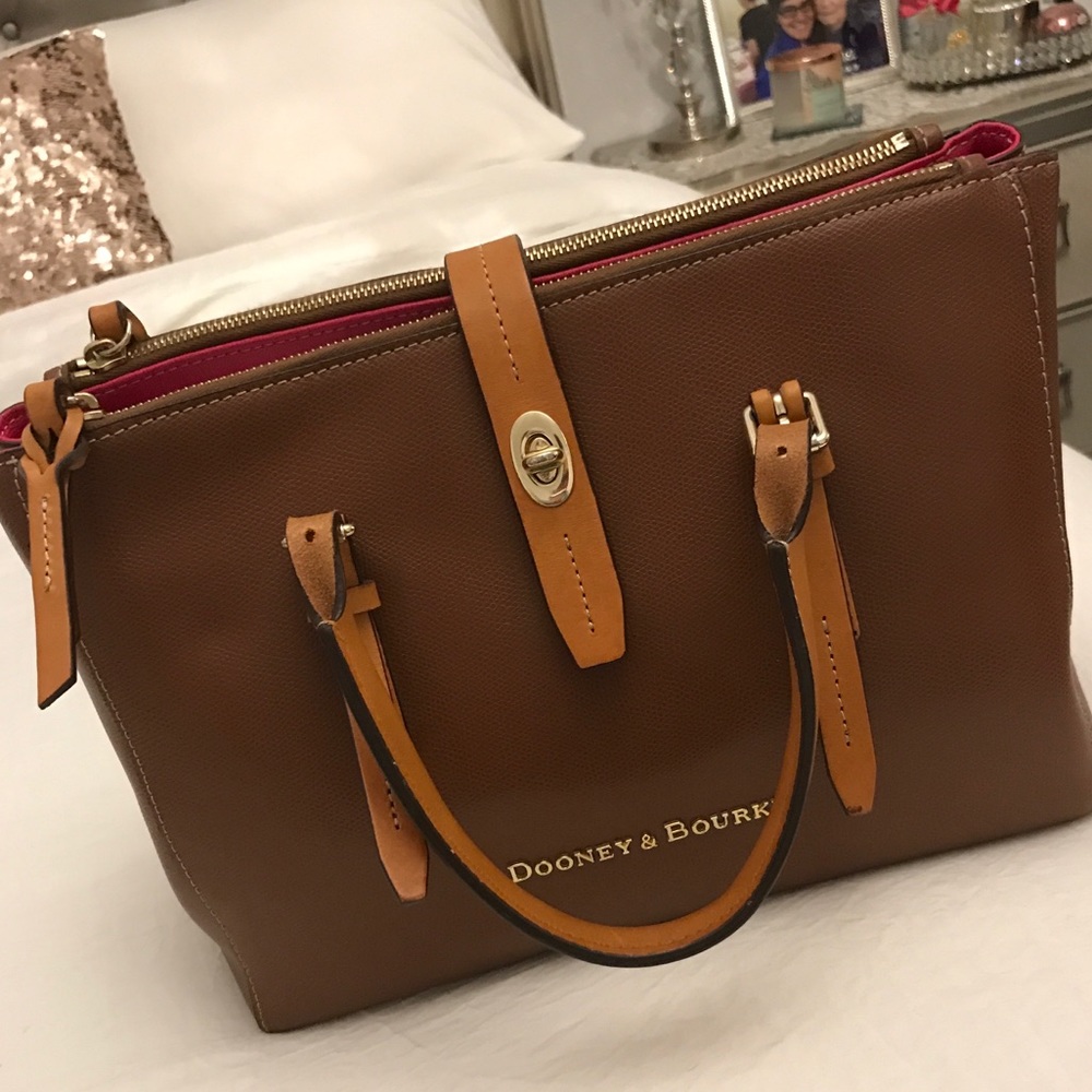 Dooney and Bourke purse